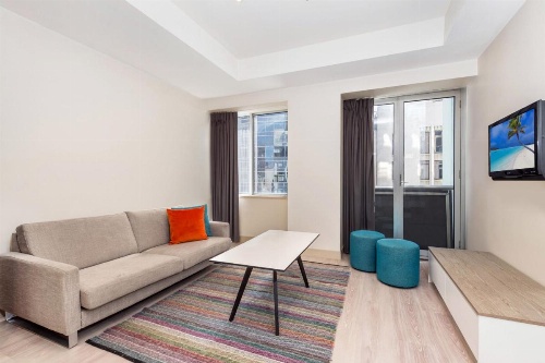 BreakFree on Collins image 19